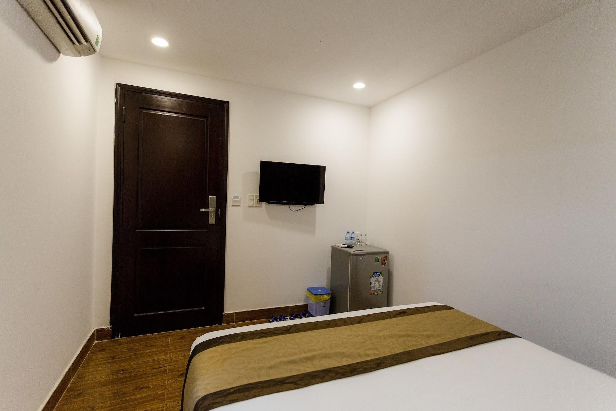 Manchester Hotel Da Nang Buitenkant foto