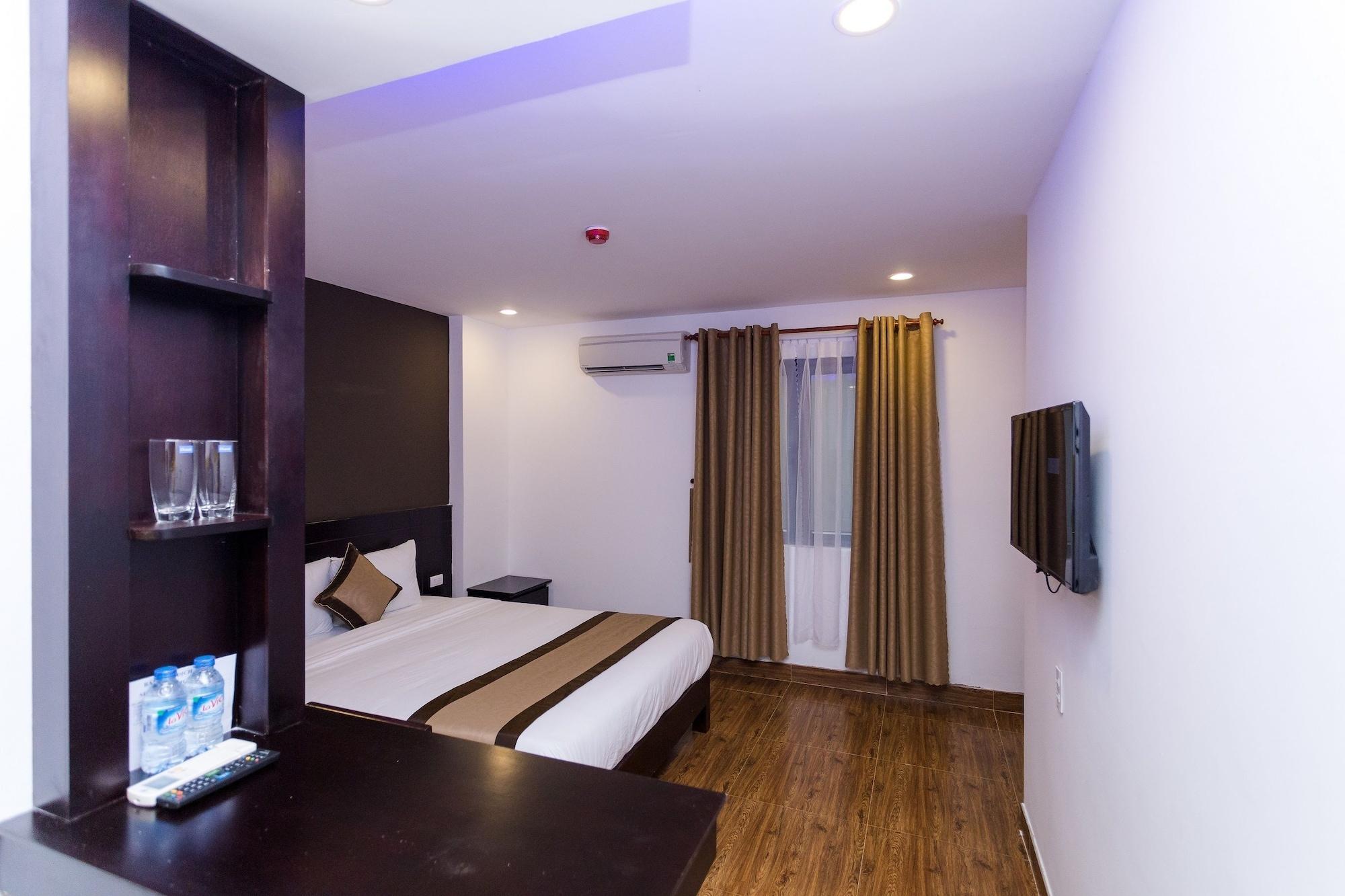Manchester Hotel Da Nang Buitenkant foto