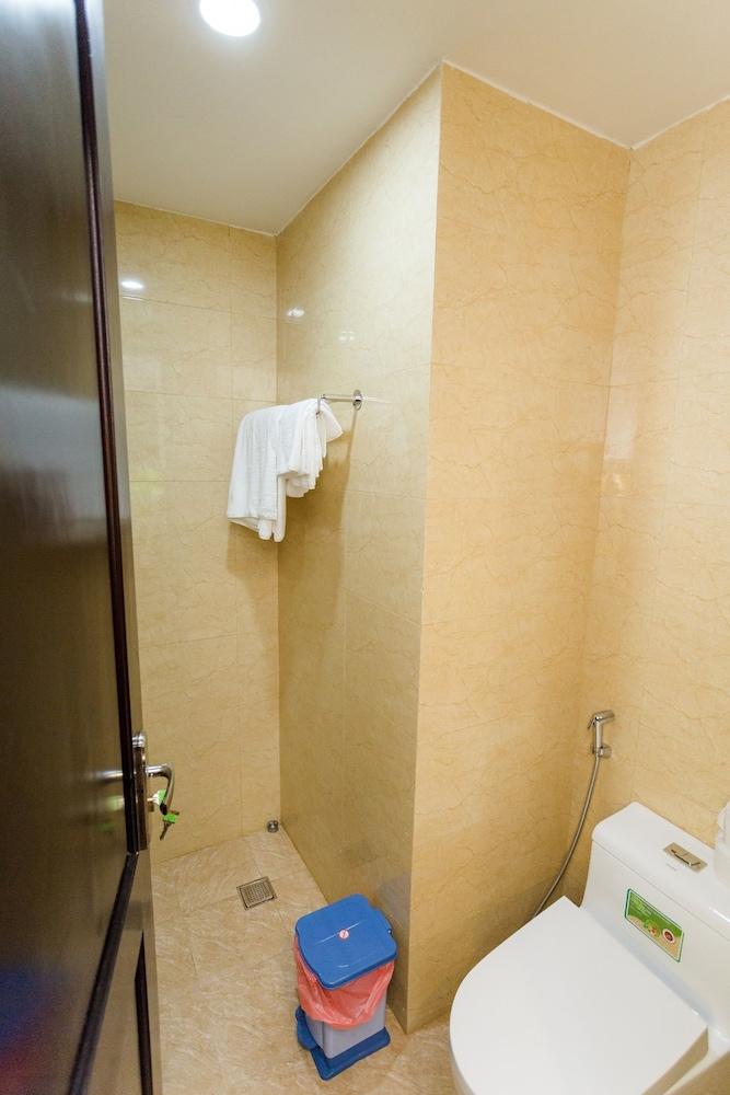 Manchester Hotel Da Nang Buitenkant foto